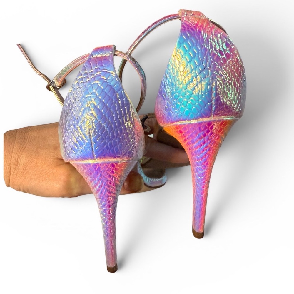 Madden Girl Febie Iridescent Holographic Snakeskin Stiletto Heels Womens 8M - Picture 3 of 6